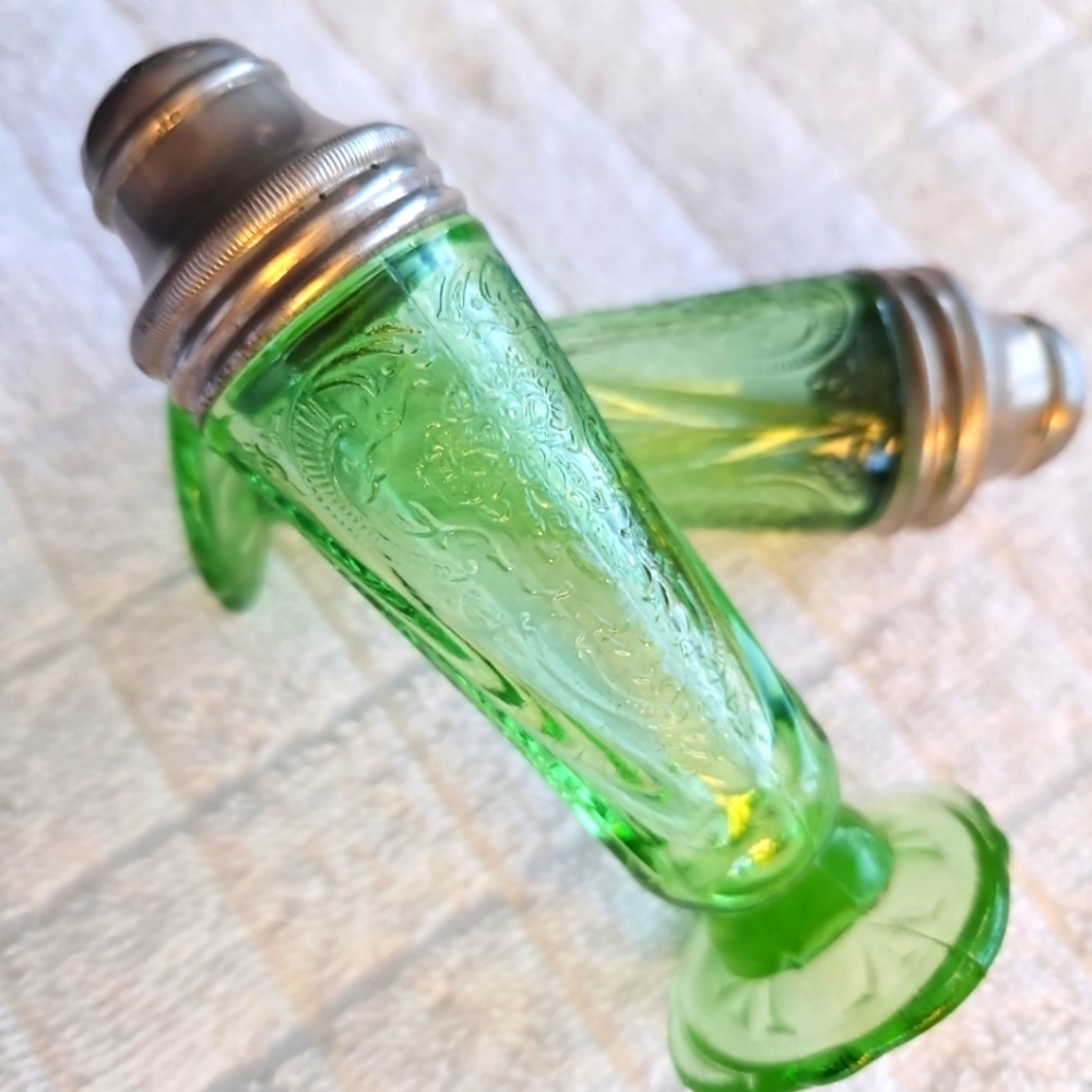 Royal Lace Uranium Green Depression Glass Salt and Pepper Shakers